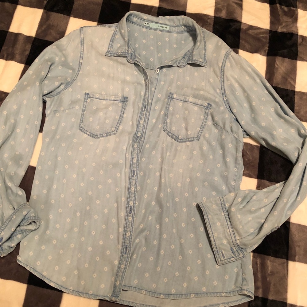 Maurice’s chambray shirt